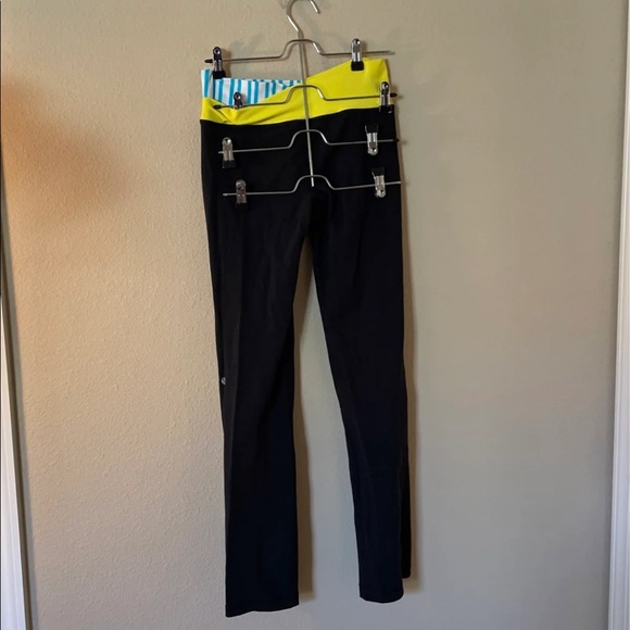 lululemon yoga pants black yellow blue size 6 regular - Picture 3 of 4